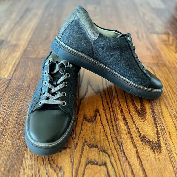 Johnston & Murphy Women's 9 Callie Lace-Up Black Glitter Leather Sneakers - Picture 1 of 11